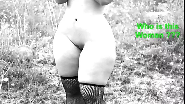 Brunette écarte les porno francais entier jambes pour une bonne affaire