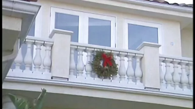 Bordé avant de mettre la bite dans la fille xxx vidéo fr