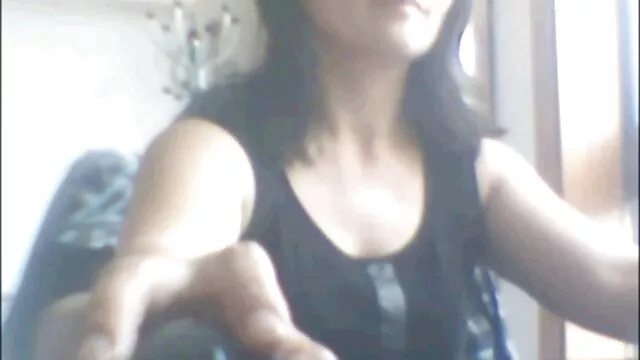 Incroyable salope Web film xxx américain a montré des seins serrés et de beaux trous