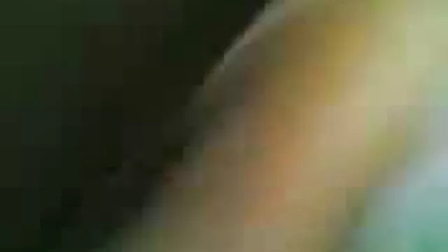 Une blonde mature bien roulée fait l'amour avec un jeune voisin sur le sol de la porno dessin animé français cuisine