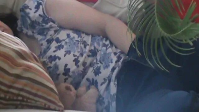 Future star du porno film x vintage français mature baise au casting avec un agent sur la table