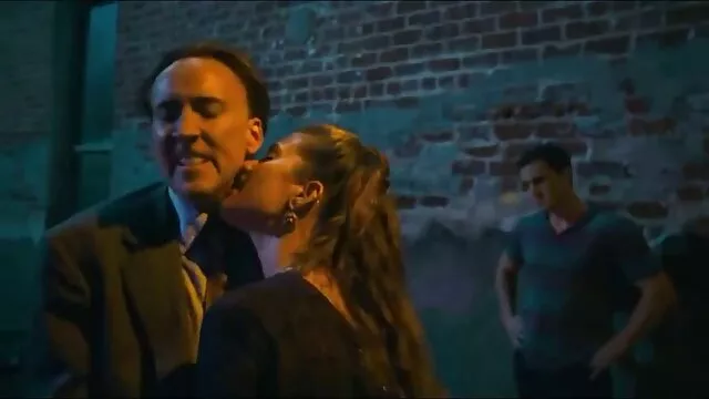 Maman amateur xxx francais a vu son fils se masturber et lui a proposé d'organiser un inceste sale