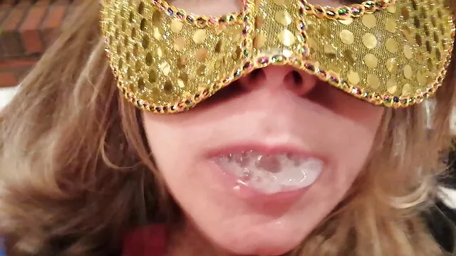 Un film porno français 2019 agent prend une actrice porno en herbe dans la rue