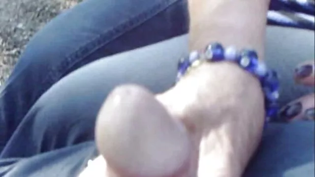 Vendeuse de lingerie léché la dessin porno francais chatte par une blonde mature affamée